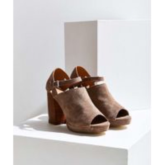 Janis suede stacked heels - Picture 2 of 2